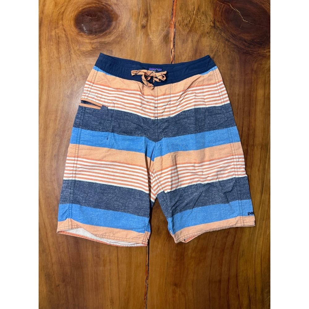 Patagonia Boys Kids Shorts 10 nylon Board Shorts Swim trunks unlined Striped M15